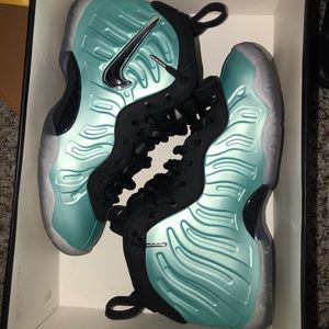 Foams sz 5.5 in gs